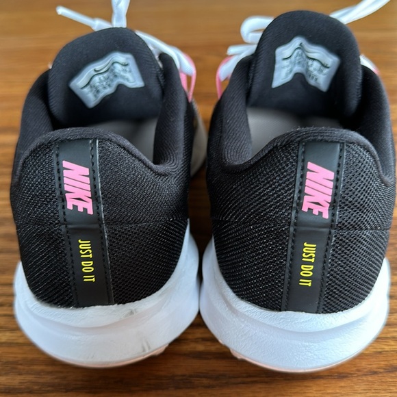 Nike Women's Downshifter 9 SE Black Light Pink Running Shoes 9 - Picture 6 of 11